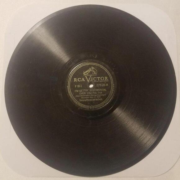 3/$25 Tommy Dorsey 78 RPM Royal Garden Blues / Sentimental RCA Victor 27518 - Picture 1 of 5